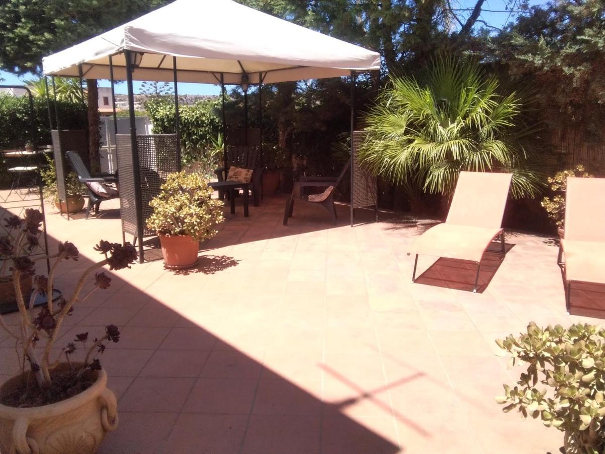 Villetta Magnolie By Trerose Properties - Villetta Indipendente Con Wi-Fi E Posto Auto Gratuito Σαν Βίτο λο Κάπο Εξωτερικό φωτογραφία